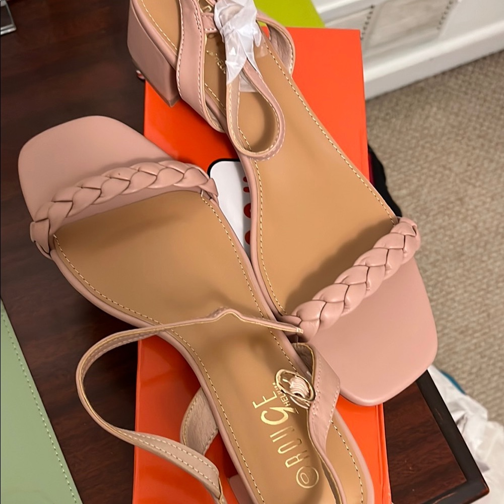 Rouge Helium Pink Sandals Chic Design